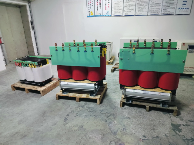 博尔塔拉KS11-1000KVA矿用变压器